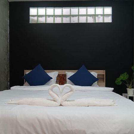 Nimman 9 Otel Chiang Mai Dış mekan fotoğraf