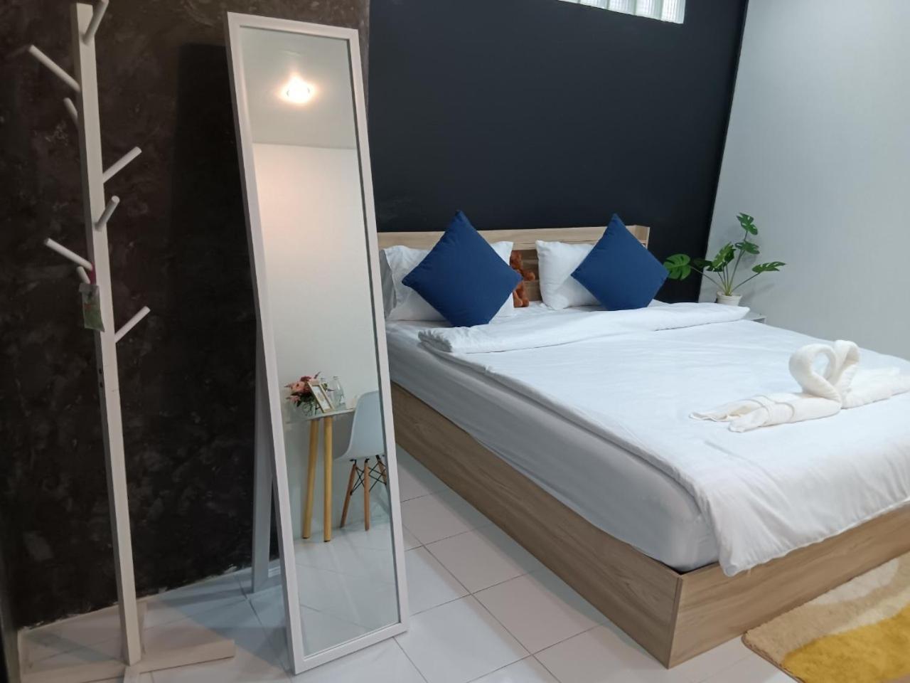 Nimman 9 Otel Chiang Mai Dış mekan fotoğraf