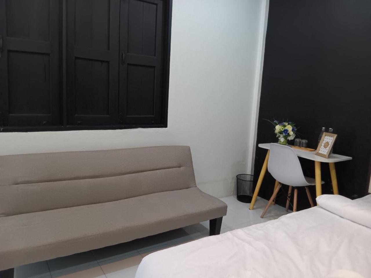 Nimman 9 Otel Chiang Mai Dış mekan fotoğraf