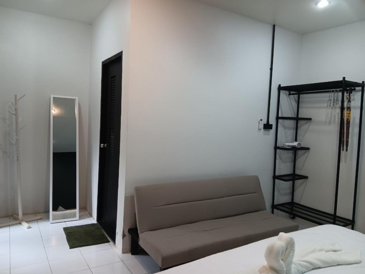 Nimman 9 Otel Chiang Mai Dış mekan fotoğraf